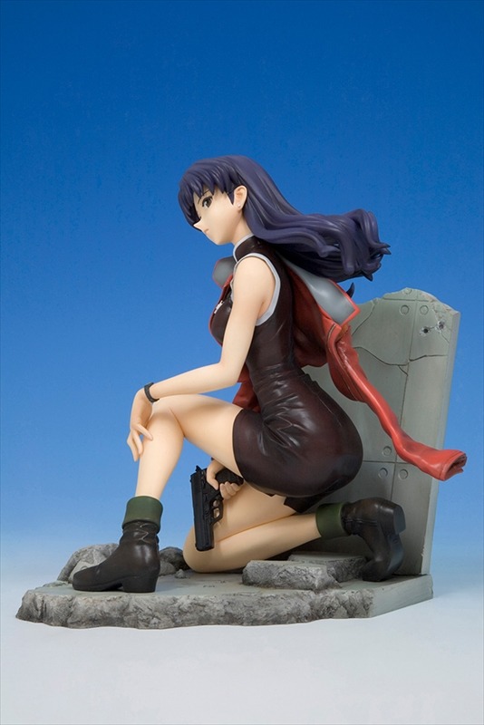 フィギュア「葛城ミサト：RE」7,800円（税抜）（C）カラー