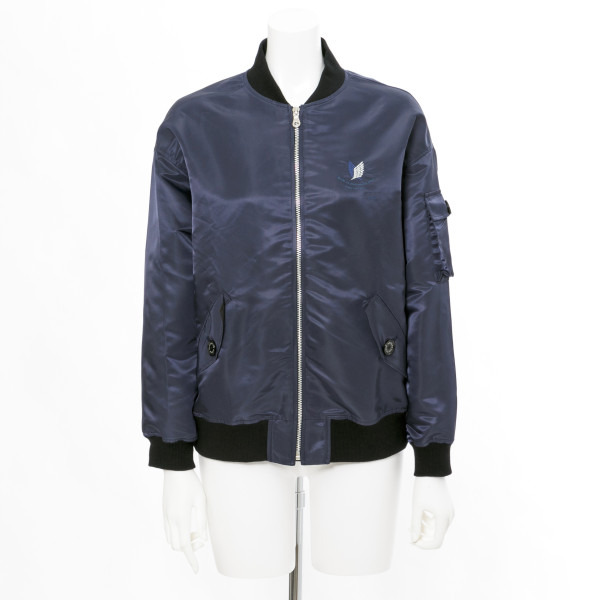 エレン・イェーガーモデル　アウター／16,800円(税別)（C）諫山創・講談社／「進撃の巨人」製作委員会