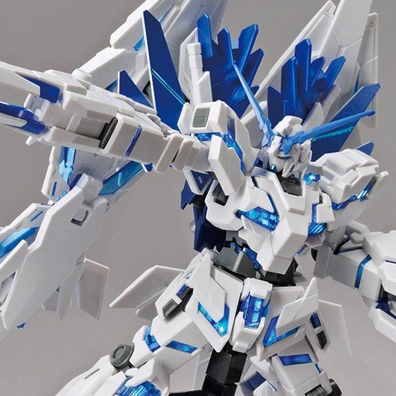 「HG 1/144 ガンダムベース限定 ユニコーンガンダム ペルフェクティビリティ（デストロイモード）」3,672円（税込）（C）創通・サンライズ