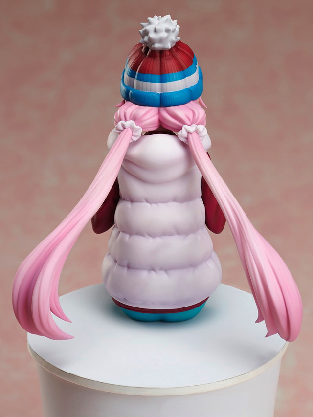 「ゆるキャン△ 各務原なでしこ 1/8 プレミアムぬーどるストッパーフィギュア」12,800円（税別）（C） あfろ・芳文社／野外活動サークル