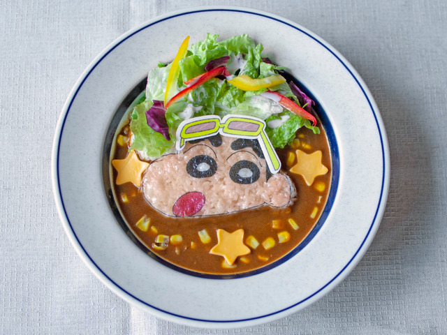 「しんちゃんのビーフカレー」1,320円（税込）（C）臼井儀人／双葉社・シンエイ・テレビ朝日・ADK 2019