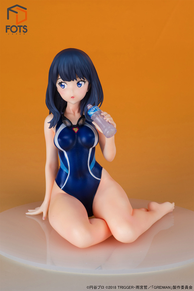 「SSSS.GRIDMAN『宝多六花』競泳水着ver 1/7スケール塗装済み完成品」1,2000円（税別）（C）円谷プロ （C）2018 TRIGGER・雨宮哲／「GRIDMAN」製作委員会