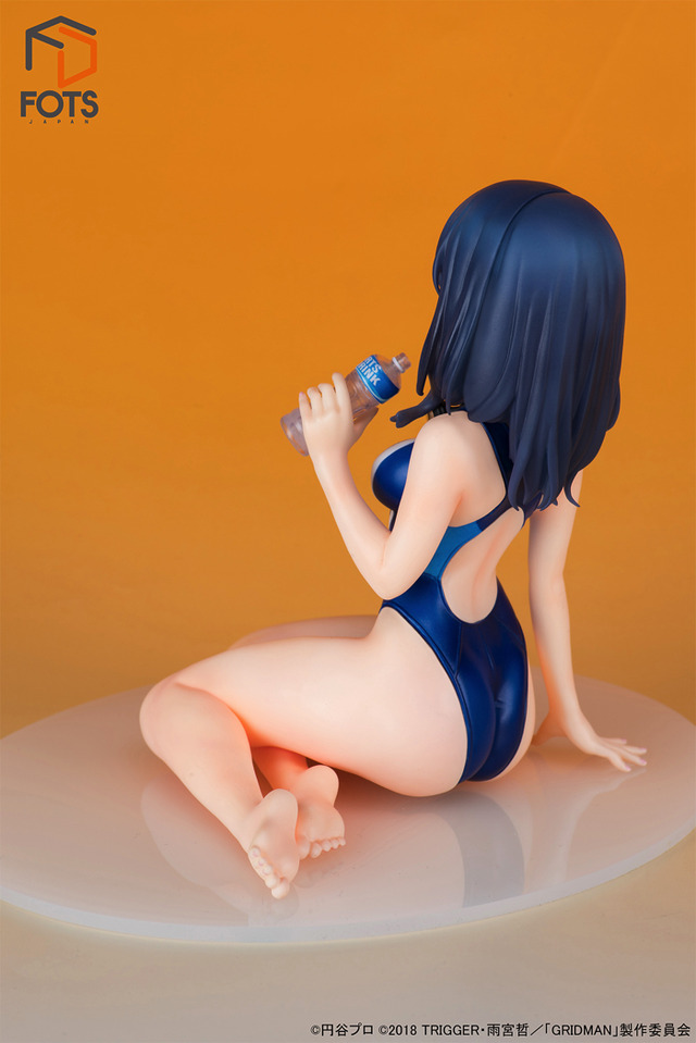 「SSSS.GRIDMAN『宝多六花』競泳水着ver 1/7スケール塗装済み完成品」1,2000円（税別）（C）円谷プロ （C）2018 TRIGGER・雨宮哲／「GRIDMAN」製作委員会