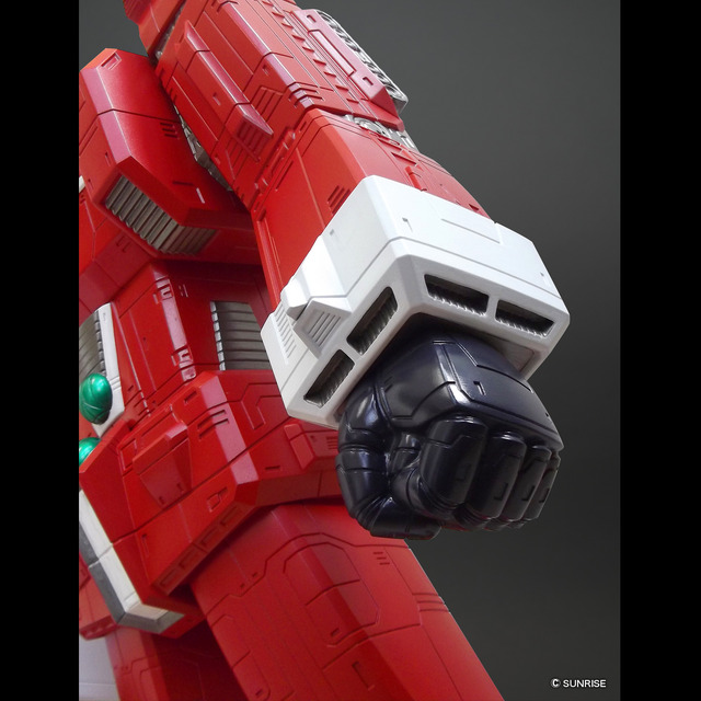 「ジャンボソフビフィギュア　伝説巨神イデオン」59,400円（税込）（C）SUNRISE