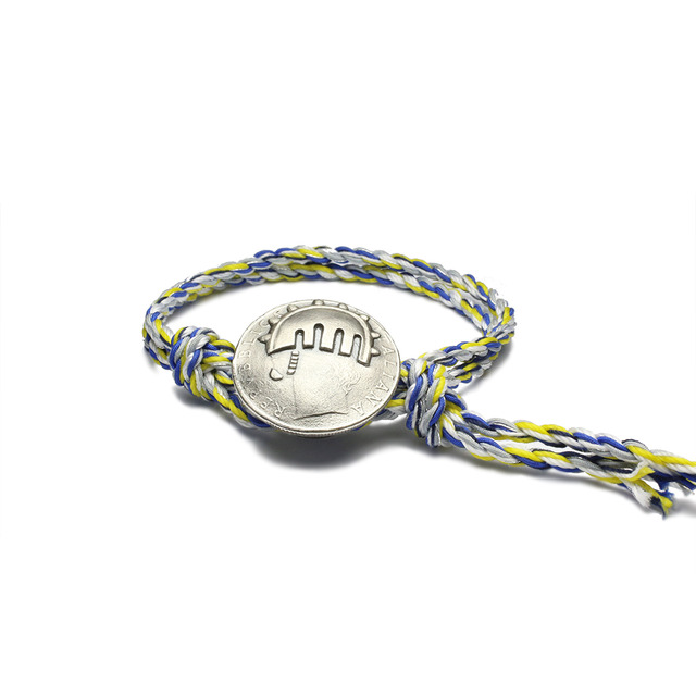 「JOJO コインブレスレット(ブチャラティ)」14,040円(税込)(送料・手数料別途)（C）LUCKY LAND COMMUNICATIONS/集英社・ジョジョの奇妙な冒険GW製作委員会