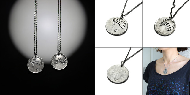 「JOJO コインネックレス」各16,200円(税込)(送料・手数料別途)（C）LUCKY LAND COMMUNICATIONS/集英社・ジョジョの奇妙な冒険GW製作委員会