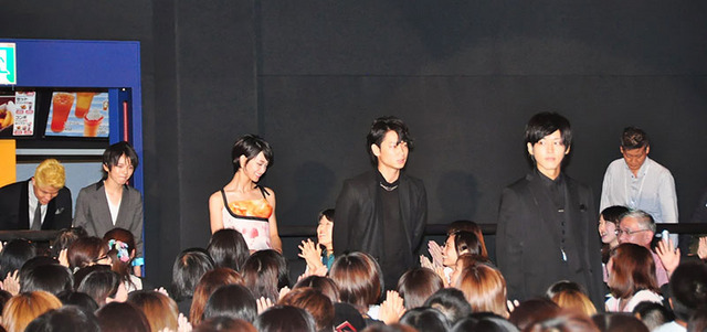 松坂桃李＆綾野剛＆剛力彩芽＆濱田龍臣＆鈴木亮平／『ガッチャマン』初日舞台挨拶