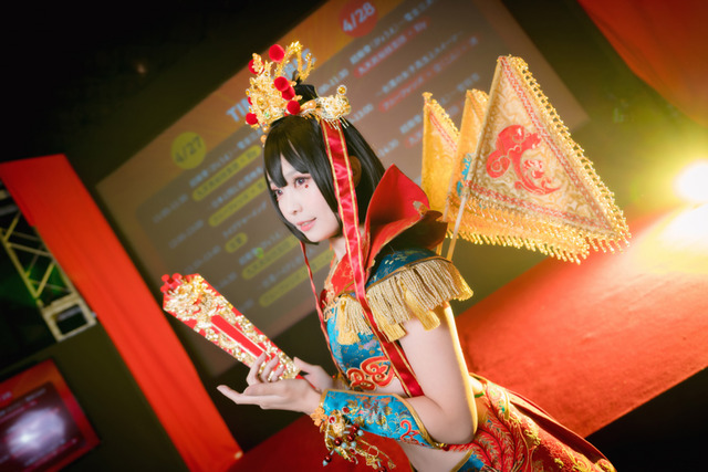 【コスプレ】「ニコニコ超会議2019」台湾人気レイヤー・Elyのアジアンビューティーっぷりに注目！