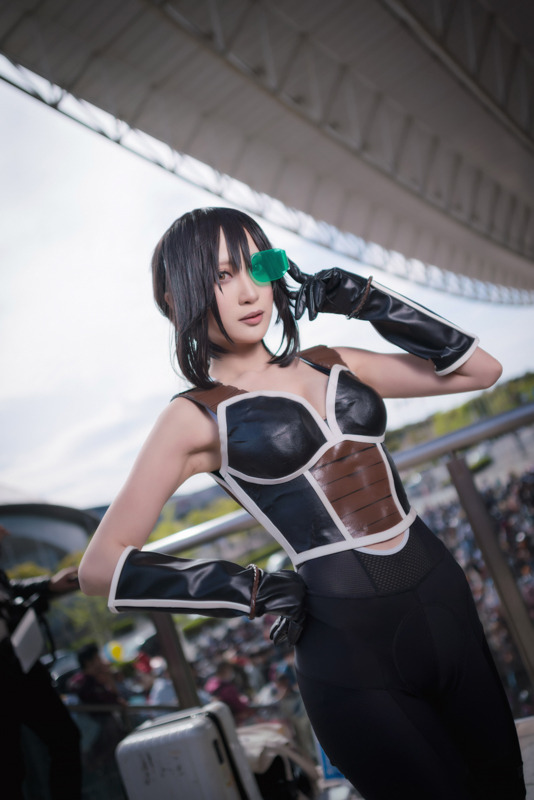 【コスプレ】「ニコニコ超会議2019」2日目美女レイヤーまとめ 化物語、アズレン、アイマスほか【写真171枚】