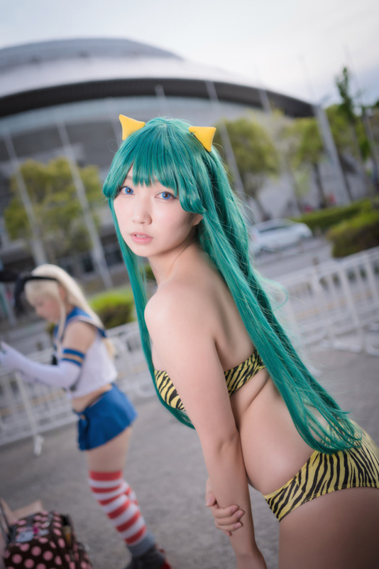 【コスプレ】「ニコニコ超会議2019」2日目美女レイヤーまとめ 化物語、アズレン、アイマスほか【写真171枚】