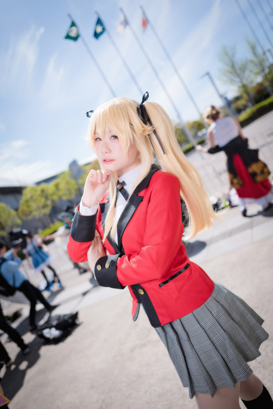 【コスプレ】「ニコニコ超会議2019」2日目美女レイヤーまとめ 化物語、アズレン、アイマスほか【写真171枚】