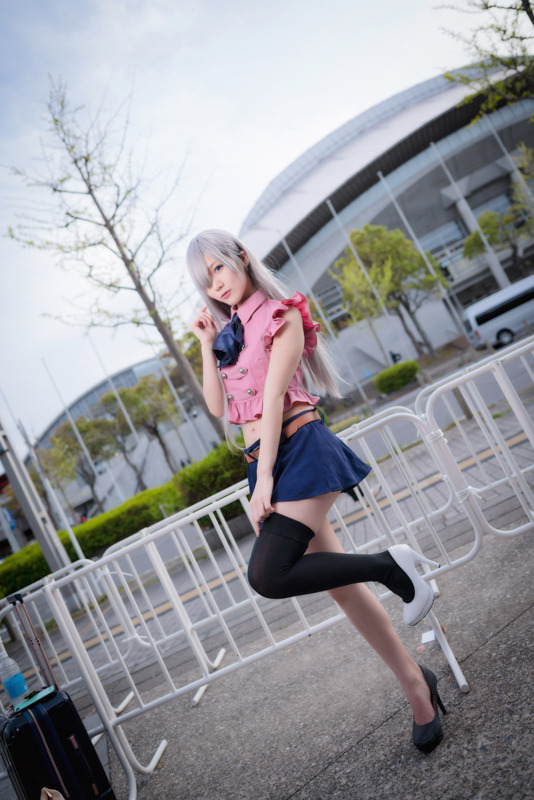 【コスプレ】「ニコニコ超会議2019」2日目美女レイヤーまとめ 化物語、アズレン、アイマスほか【写真171枚】