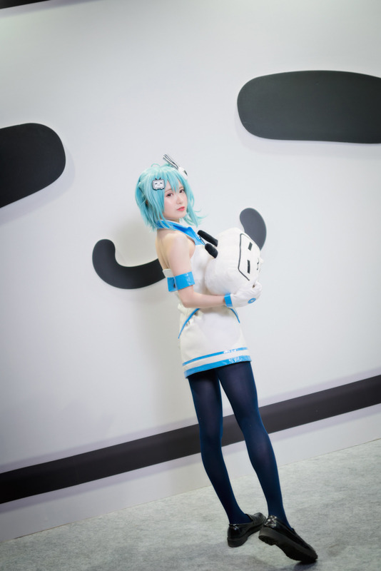 【コスプレ】「ビリビリ動画」双子の中国人気レイヤーがダンスパフォーマンスで魅了！【ニコニコ超会議2019】