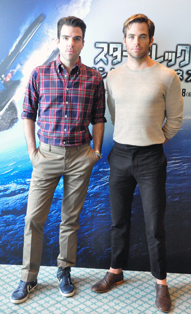 クリス・パイン＆ザッカリー・クイント『スター・トレック イントゥ・ダークネス』／Photo：Naoki Kurozu