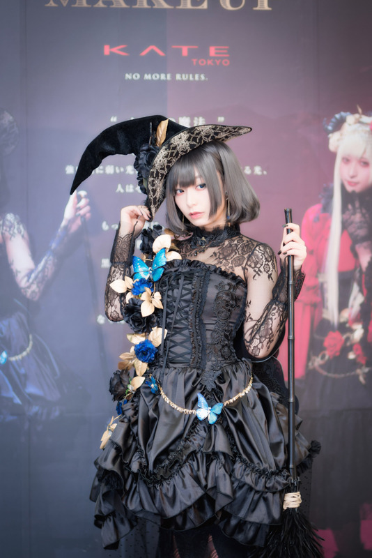 【コスプレ】元TBS宇垣美里アナ、“黒の魔女”を披露！ 「人間どもを魅了してやる」【写真25枚】