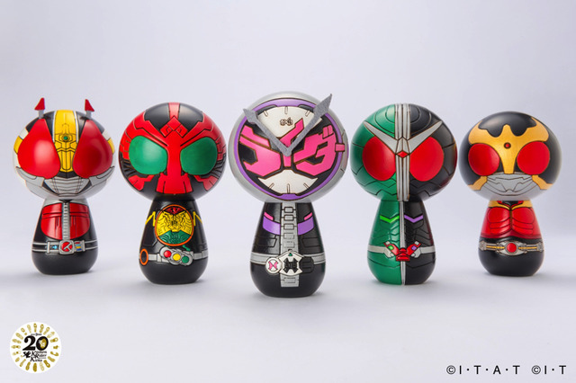 「仮面ライダーこけし by 卯三郎こけし」各4,400円（税別）（C） 石森プロ・テレビ朝日・ADK・東映 （C） 石森プロ・東映