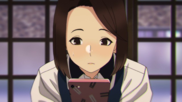 『みるタイツ』第2話「コスプレ自撮りタイツ」先行カット（C）よむ/TRUSS