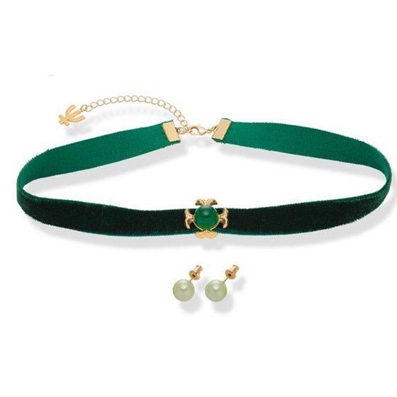 「美少女戦士セーラームーン　ネプチューン　チョーカー・ピアスセット」8,640円（税込）（C）Naoko Takeuchi