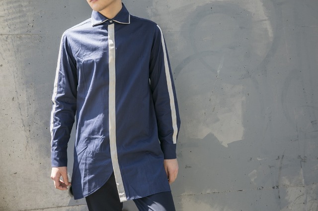 シャツ／各11,800円（税別）（C）2017 川原 礫／KADOKAWA アスキー・メディアワークス／SAO-A Project