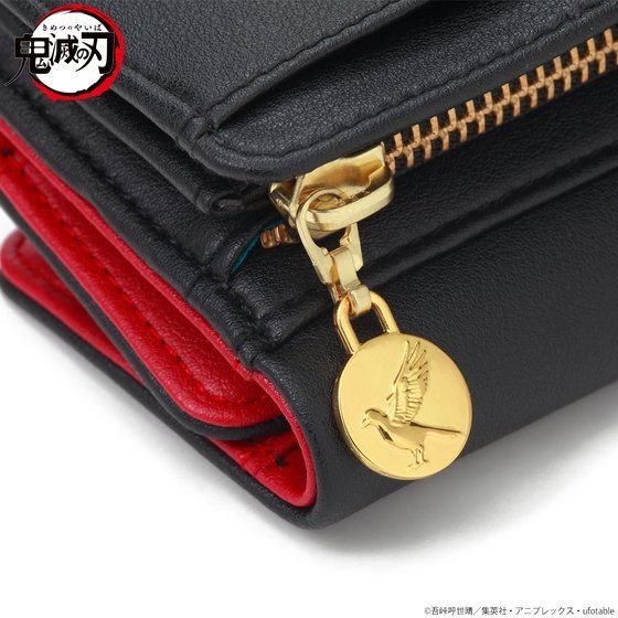 「鬼滅の刃　財布」10,800円（税込）（C）吾峠呼世晴／集英社・アニプレックス・ufotable