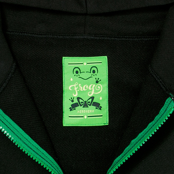 『僕のヒーローアカデミア』コラボレーション「ルームパーカー」蛙吹梅雨モデル9,800円（税別）（C）堀越耕平／集英社・僕のヒーローアカデミア製作委員会