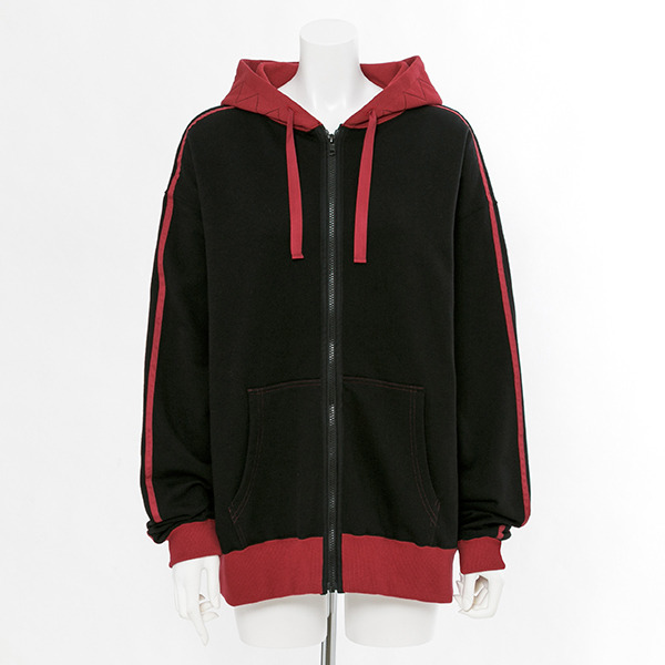 『僕のヒーローアカデミア』コラボレーション「ルームパーカー」切島鋭児郎モデル9,800円（税別）（C）堀越耕平／集英社・僕のヒーローアカデミア製作委員会