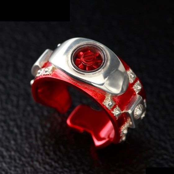 「仮面ライダー新1号・新2号 変身ベルト『タイフーン』型リング」12,960 円（税込）（C）石森プロ・東映
