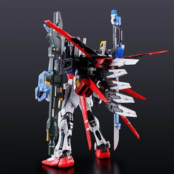 RG 1/144 パーフェクトストライクガンダム」4,320円（税込）（C）創通・サンライズ