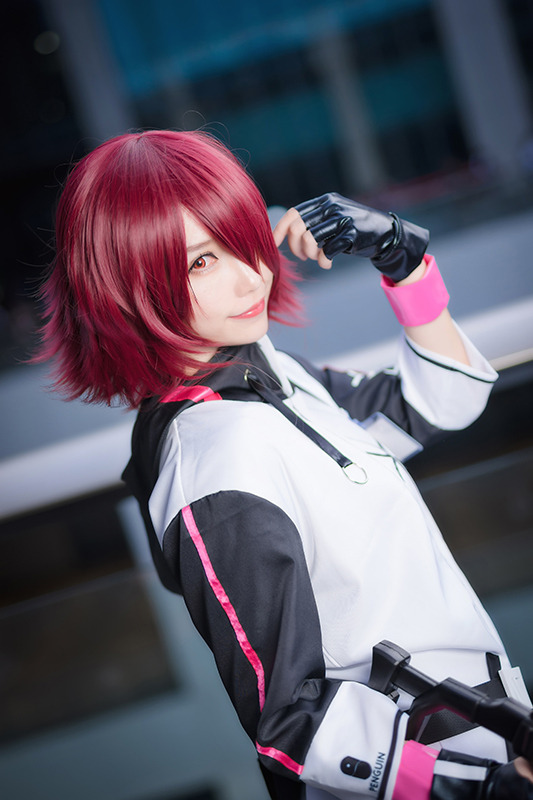 【コスプレ】可愛いとカッコイイを併せ持つ中国人気レイヤー洛洛子、“中国版コミケ”に天使として降臨【写真17枚】