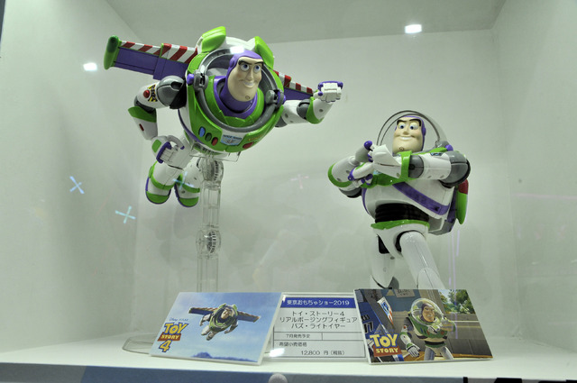 タカラトミーブースの様子