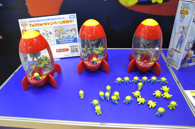 タカラトミーブースの様子
