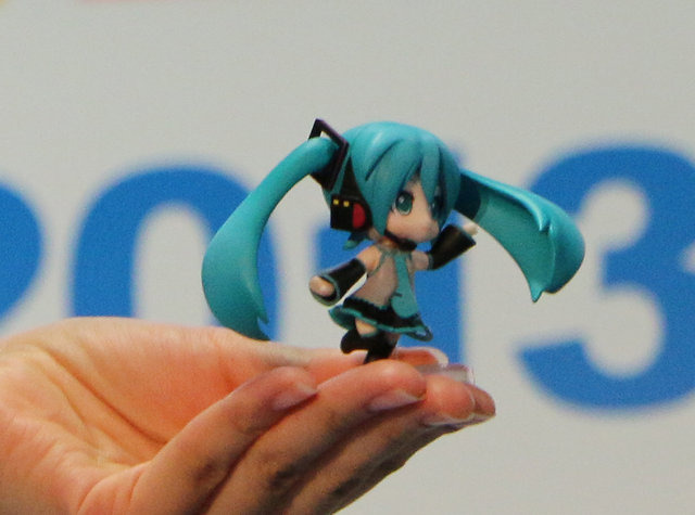 髪の巻き方が『mirai』っぽいとのこと