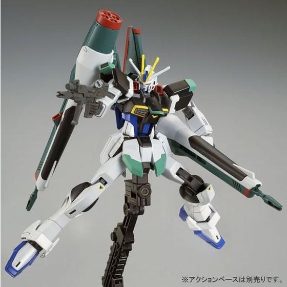 「HGCE 1/144 ブラストインパルスガンダム」2,200円（税込）（C）創通・サンライズ