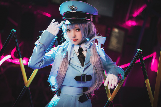 フォロワー数85万超えの中国人気コスプレイヤー、可憐なロリータ姿を披露！【写真33枚】