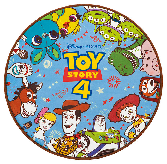 C賞：ラグマット　1回680円（税込）（C） Disney/Pixar