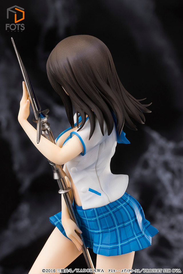 「『ストライク・ザ・ブラッド』姫柊雪菜　塗装済み完成品」12,800（税別）（C）2016 三雲岳斗／ＫＡＤＯＫＡＷＡ　アスキー・メディアワークス／PROJECT STB OVA