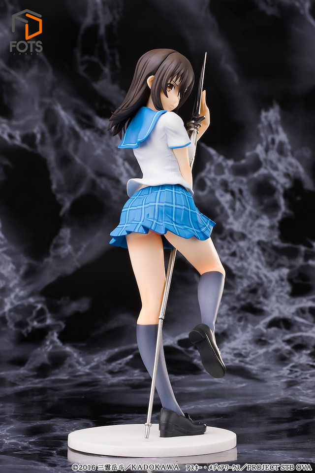 「『ストライク・ザ・ブラッド』姫柊雪菜　塗装済み完成品」12,800（税別）（C）2016 三雲岳斗／ＫＡＤＯＫＡＷＡ　アスキー・メディアワークス／PROJECT STB OVA