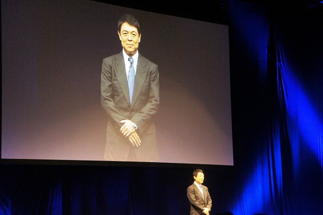 ゼネラルマネジャー：塚越隆行氏