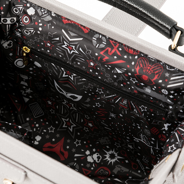 『ペルソナ5』コラボレーション バッグ 明智吾郎モデル 12,800円（税別）（C）ATLUS （C）SEGA All rights reserved.