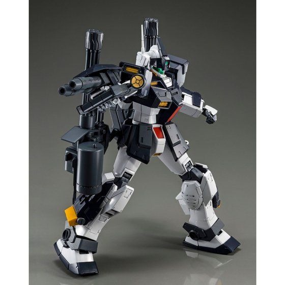 「MG 1/100 ジム・ドミナンス（フィリップ・ヒューズ機）」6,050円（税込）（C）創通・サンライズ