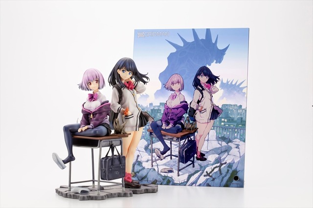 「宝多六花」11,000円（税抜）／「新条アカネ」が12,800円（税抜）（C）円谷プロ（C）2018TRIGGER・雨宮哲／「GRIDMAN」製作委員会