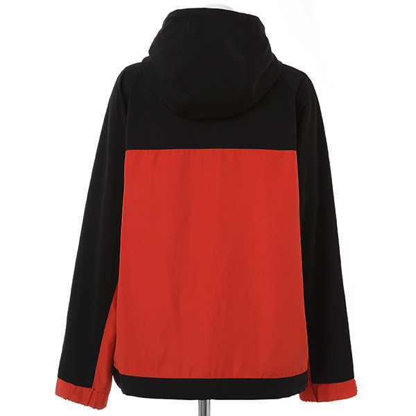 「爆豪勝己モデル マウンテンパーカー」15,800円（税別）（C）堀越耕平／集英社・僕のヒーローアカデミア製作委員会