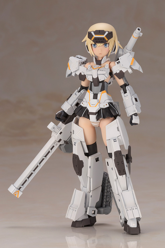 「フレームアームズ・ガール　轟雷改[白] Ver.2」5,400円（税別）（C） KOTOBUKIYA
