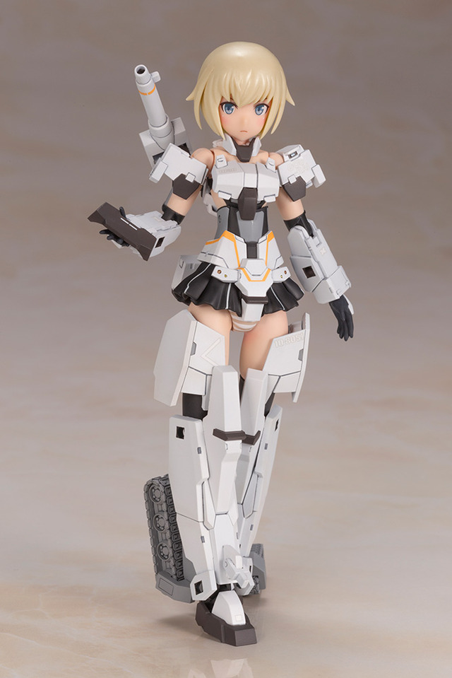 「フレームアームズ・ガール　轟雷改[白] Ver.2」5,400円（税別）（C） KOTOBUKIYA