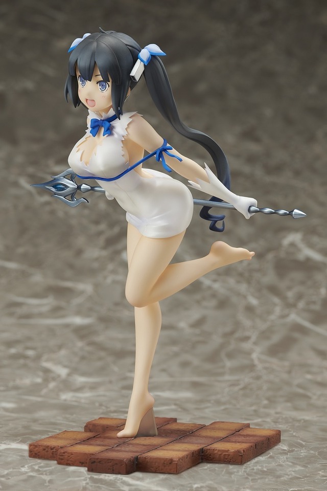 「劇場版ダンジョンに出会いを求めるのは間違っているだろうか -オリオンの矢- ヘスティア1/7スケールフィギュア」13,800円（税別）(C) 大森藤ノ・SBクリエイティブ/劇場版ダンまち製作委員会