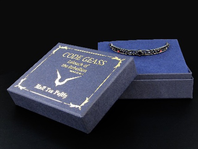 「コードギアス反逆のルルーシュ バングル<ルルーシュ>」価格：10,500円(税別) （C）SUNRISE／PROJECT L-GEASS Character Design c2006-2018 CLAMP・ST