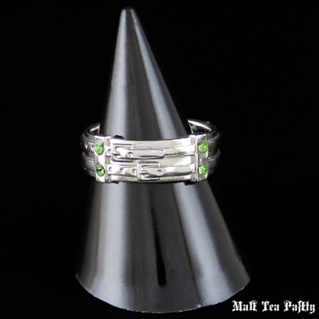 「コードギアス反逆のルルーシュ リング<C.C.>」価格：9,500円(税別)（C）SUNRISE／PROJECT L-GEASS Character Design c2006-2018 CLAMP・ST