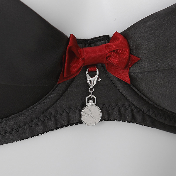 『黒執事 Book of the Atlantic』コラボレーション「セバスチャン・ミカエリスモデル」ランジェリーセット　10,800円（税別）（C）Yana Toboso/SQUARE ENIX,Project Atlantic