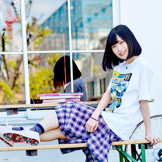 「STRICT-G × MOONSTAR ローバスケット レザースニーカー E.F.S.F.モデル」22,680円（税込）（C）創通・サンライズ