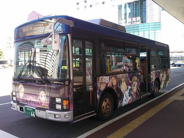 徳島市交通局ラッピングバス『テイルズ オブ エクシリア』特別便@JR徳島駅前